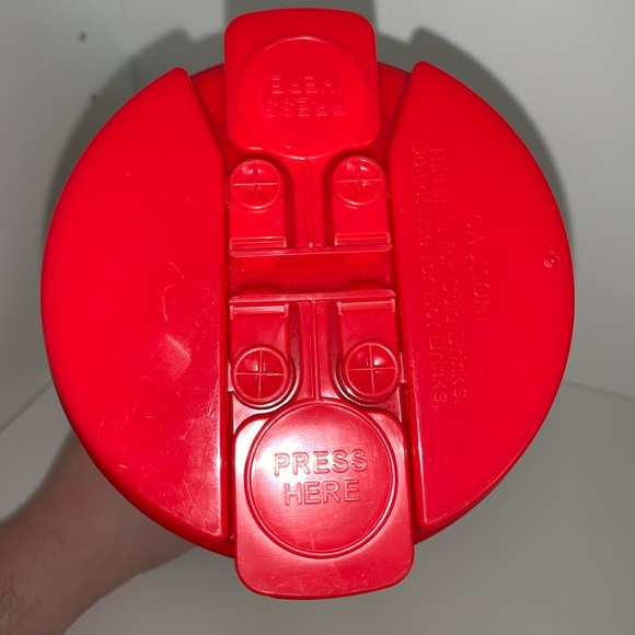 Lot of Vintage McDonald’s Cups - Picture 8 of 16